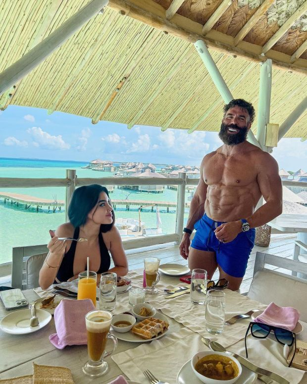 TBusinessaholic's tweet photo. Sexy women are everywhere.

Successful men are not.

Men, here’s what to do for you to become the prize… https://t.co/XG3DlSfHKd