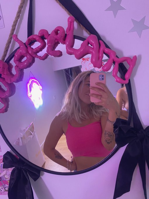 BorderLand💓🖤💓 https://t.co/uAedpiSR7u
