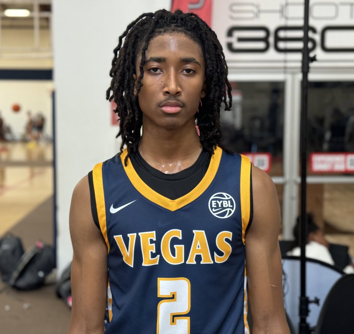 Vegas Elite’s personnel left a big impression in two wins over SD-based programs, none more so than 6-6 Bella Vista Prep W Jaden Vance. Excellent positional size, length and athleticism and is an efficient scorer and knockdown shooter off the catch.