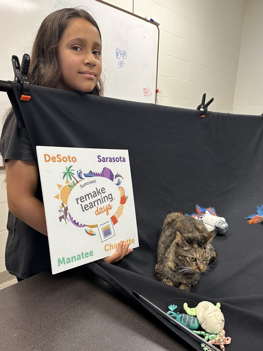 Maria Schaedler-Luera tweet media