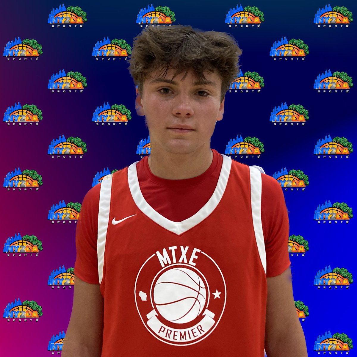 After scoring 30 points in the quarterfinals hitting 8 threes, 2025 Ben Bestor goes for 26 points in the semifinals hitting 6 threes as @MTXEPREMIER advances to the 17U championship game @ny2lasports