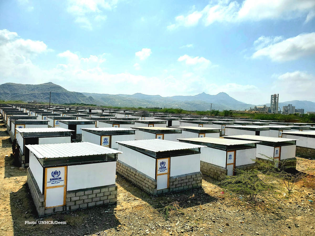 Transitional shelters are a vital solution for IDP communities, offering displaced families safety, stability, and a step toward permanent housing. More about transitional shelters provided by @UNHCRYemen & partners ➡️ reports.unocha.org/en/country/yem…