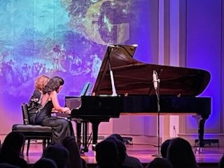 Last night, @BeatriceRana took us to the Mount Olympus of piano performance, drama, colors and mastery in that beautiful craft. Away from the stage, we shared many beautiful moments together. As I said to her, she deserves every beauty and blessing in her life. She is…