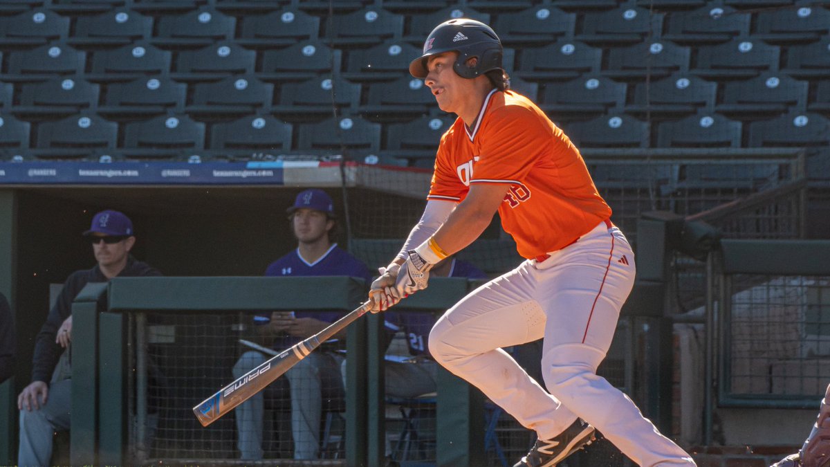 BSB | A pair of high-scoring innings allowed @OUAZBaseball to pick up the three-game series sweep of Park-Gilbert. 📰: bit.ly/4aPWT6c 📸: Richard Martinez #WeAreOUAZ