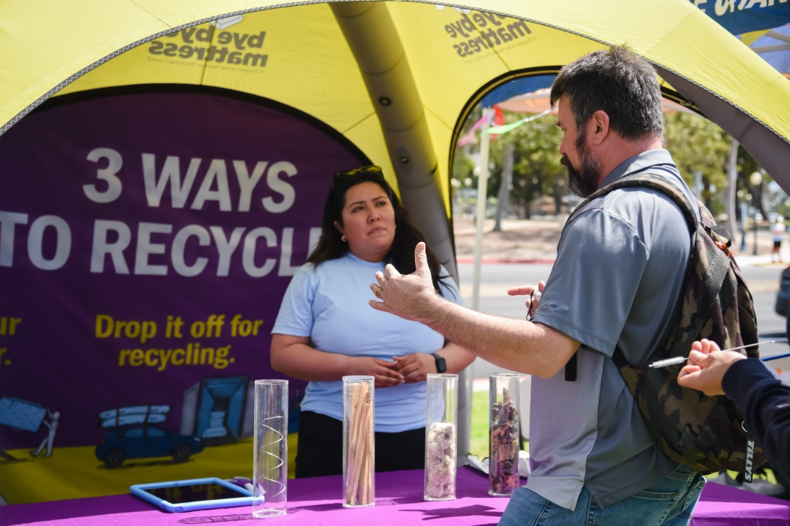 Catch us at San Diego's 32nd Annual Multi-Cultural Earth Day until 7 pm TODAY! Swing by and test your #MattressRecycling expertise! Let's make our planet proud! ♻️ 🌍 

Cultural Plaza/WorldBeat Center 
2100 Park Blvd., San Diego
11 am - 7 pm