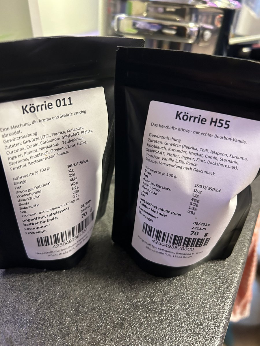 w_chriss's tweet photo. Weil @KauftKoerrie auf bluesky nicht so aktiv ist noch einmal hier:
Heute: kochen mit #Körrie. Es wird Körrie-Hähnchen https://t.co/EUH3k2IlwO