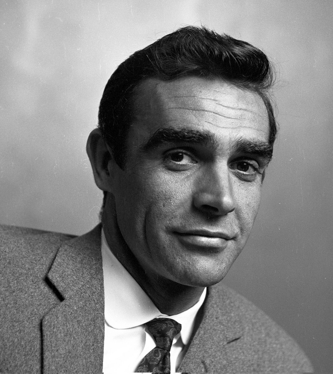 Sean Connery, 1964
What ONE word do you think of when you think, SC?

#QuestionOfTheDay #PollOfTheDay