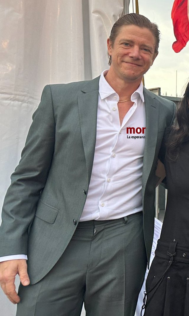 ghostcolour's tweet image. Licenciado Paulino Bancos a diputado por MORENA por el distrito XV Alcaldía Iztacalco.