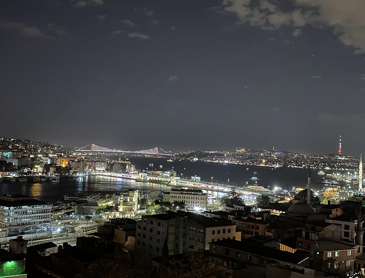 Payitaht Bugün Dünden Daha Güzelsin❤️Kalbimin Diğer Yarısı istanbul… #HayırlıAkşamlar ☕️ Cümleten Hayırlı Huzurlu Akşamlar. Anlık 👇❤️🌹🧿