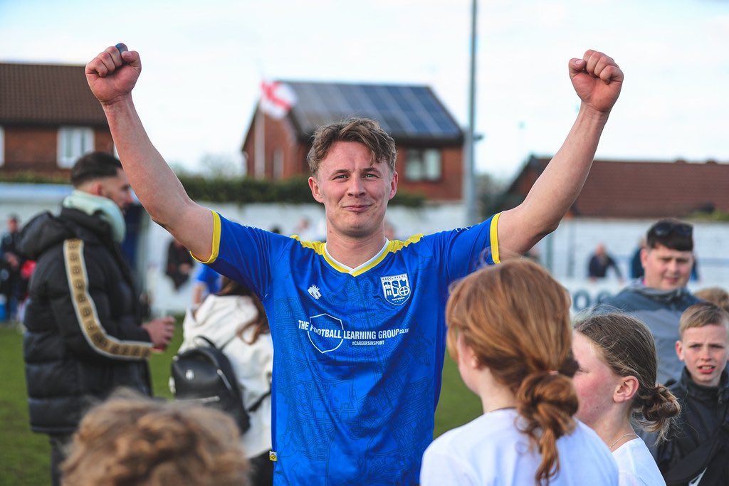 What a season! Still not over but what a day it was! What a club! ⚽️❤️ @radcliffeboro