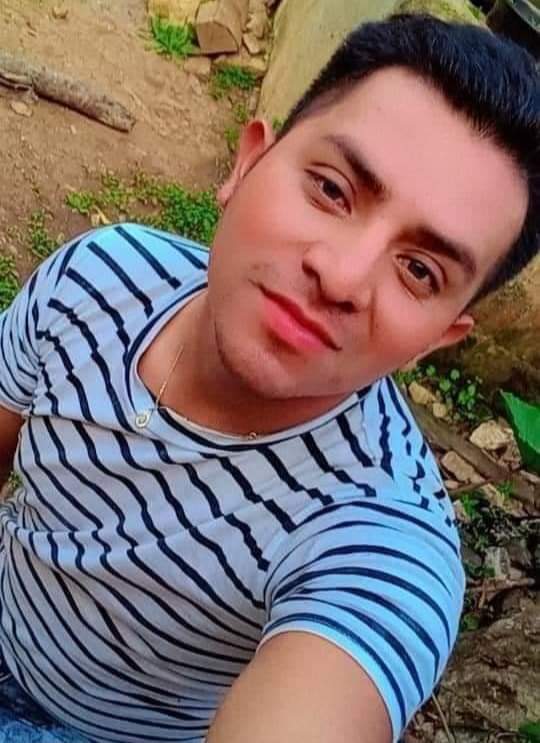 StarNewsNoti's tweet image. #URGENTE: #Chimaltenango:
#Preliminar 
 
Familiares informan que localizaron el cuerpo sin vida del joven Leonel Choc quién habría sido &quot;desaparecido forzosamente&quot; por cuatro agentes de la PNC de San Andrés Itzapa.