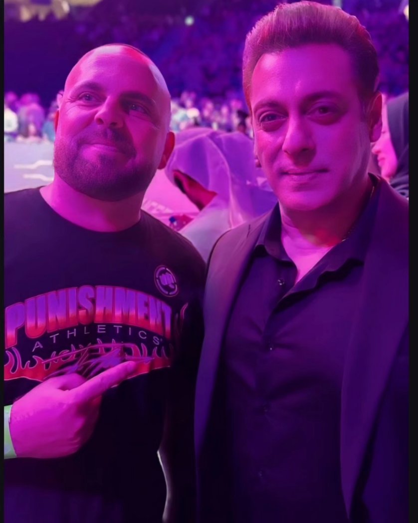 The Most Handsome man ever😍😍❤️
MEGASTAR SALMAN KHAN 🔥
Last night dubai At #KarateCombat #KC45 
#SalmanKhan #SikandarEid2025