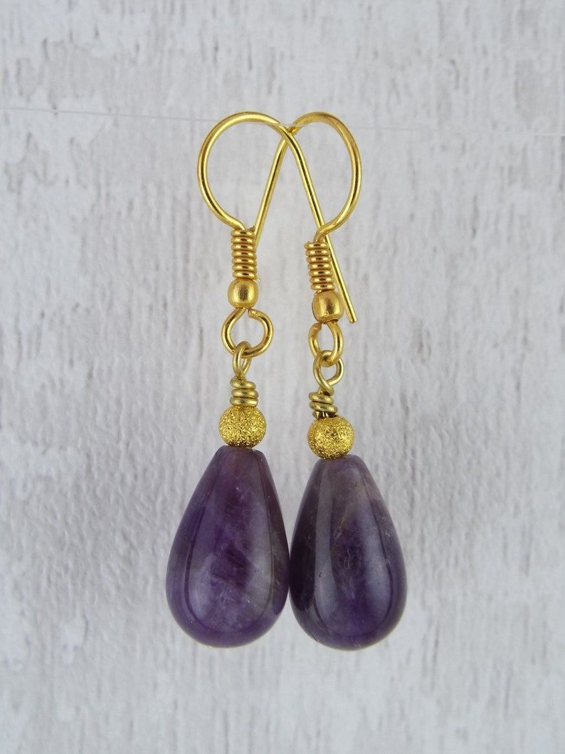 Beautiful pair of pear drop amethyst earrings are just waiting to come and hang with you. See all the details below
creatoriq.cc/41dtb5d
#Ad #Earrings #Amethyst #GemstoneEarrings #SemiPrecious #Drop #Dangle #Etsy #CraftHour