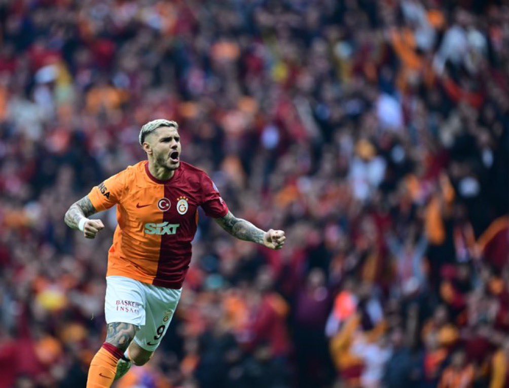 Galatasaray, Süper Lig tarihinde son 5 haftasına lider girdiği 15 sezonun tamamında şampiyon oldu.