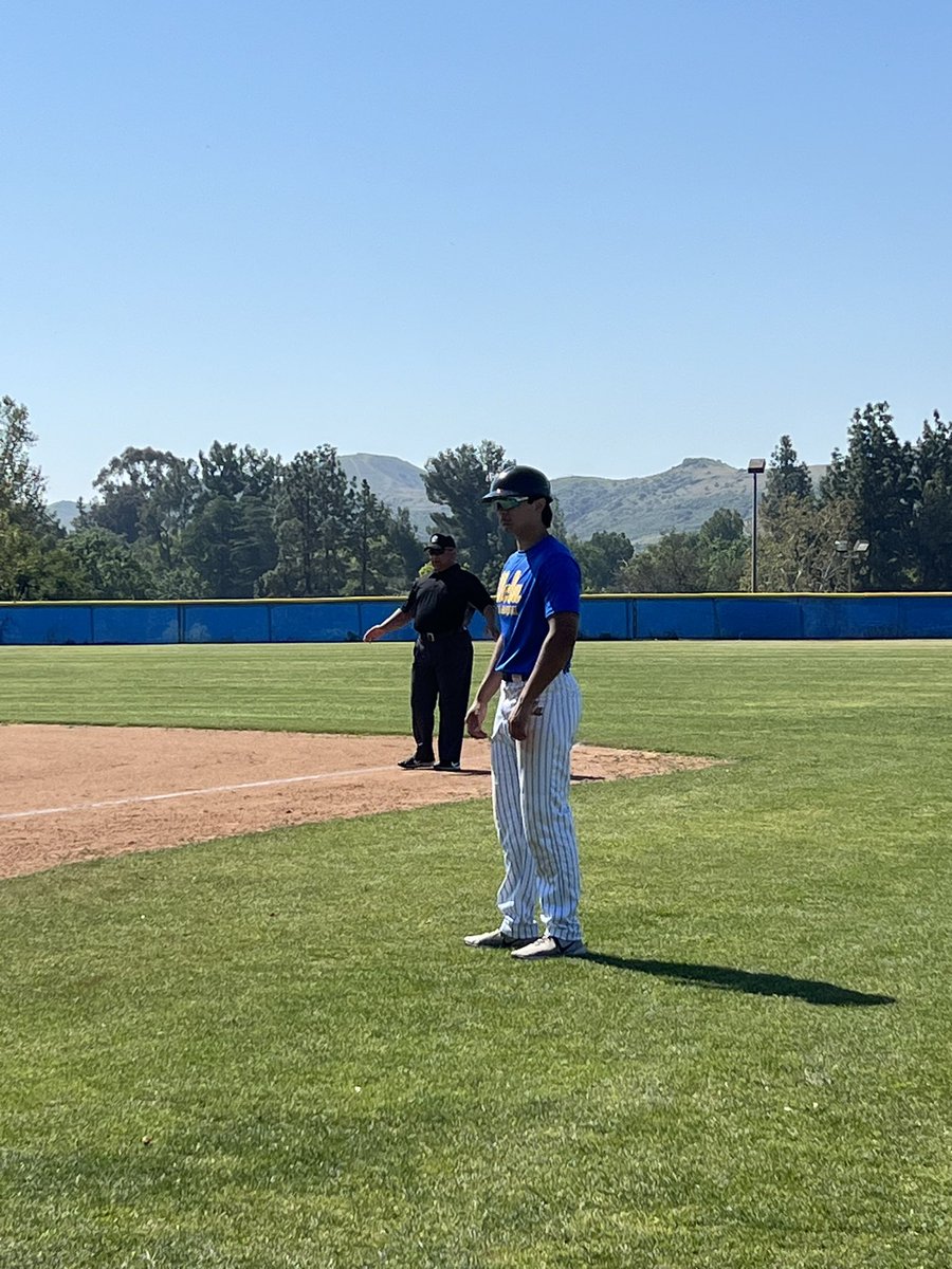 Game 3 going on now. Tune in ‼️