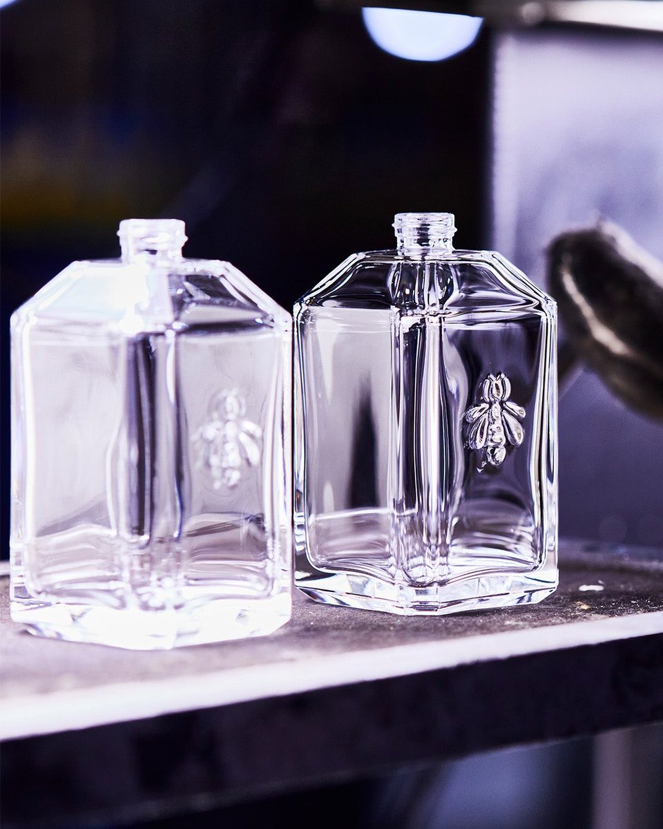 Heritage meets craftsmanship. Embossed with the iconic Guerlain bee, each L'Art & La Matière bottle represents the finest in French savoir-faire, perfected by the artisans of Pochet du Courval—historic glassmakers of the Maison Guerlain since 1853. Discover more at