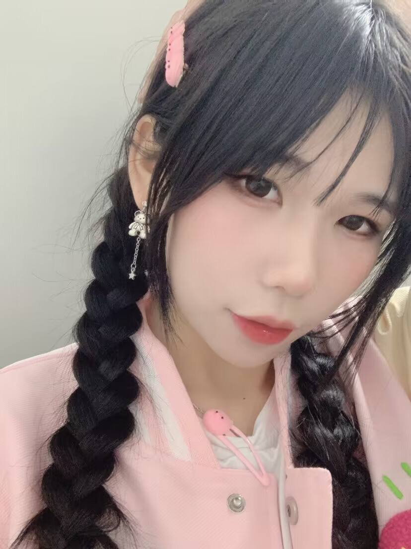cq1959679550592's tweet photo. 点赞转发评论即可领取逼脸同框照片，评论母狗会看，骂爽母狗会被主动联系。
#反差婊 #露出 #肉便器 #母狗 #调教 #骚货 #胁迫 #认主 #任务 #胁迫 #问答 #聊骚 #羞辱 #女高 #女大学生 #小狗日记 #母狗 #射屏 #社死 #母畜 #反差 #自毁 #社死 #女m #女婊 #女高 #网调 https://t.co/cEXcrNyTH5