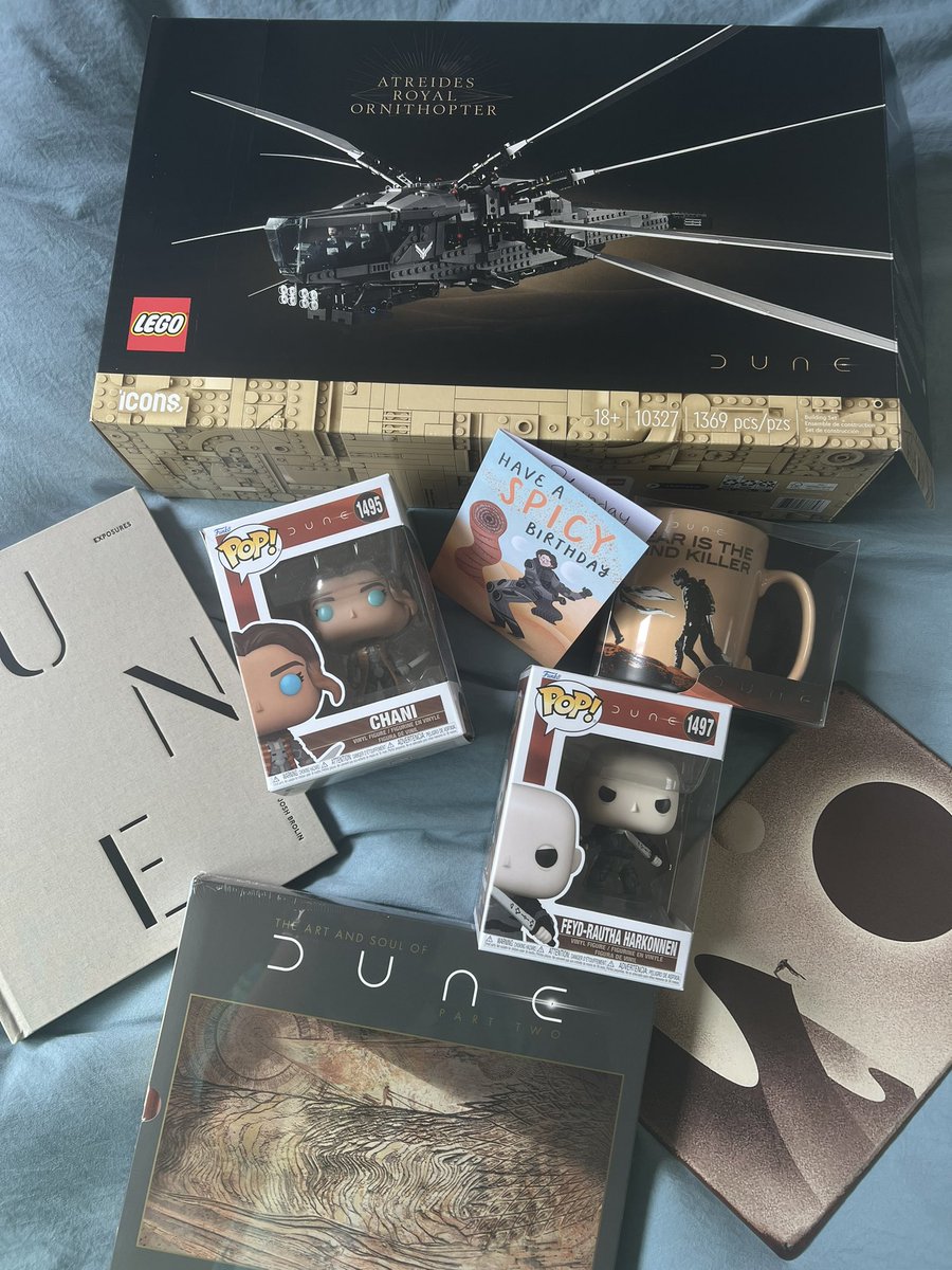 when all you talk about is dune so this is what most of your bday presents looked like this year… desert power