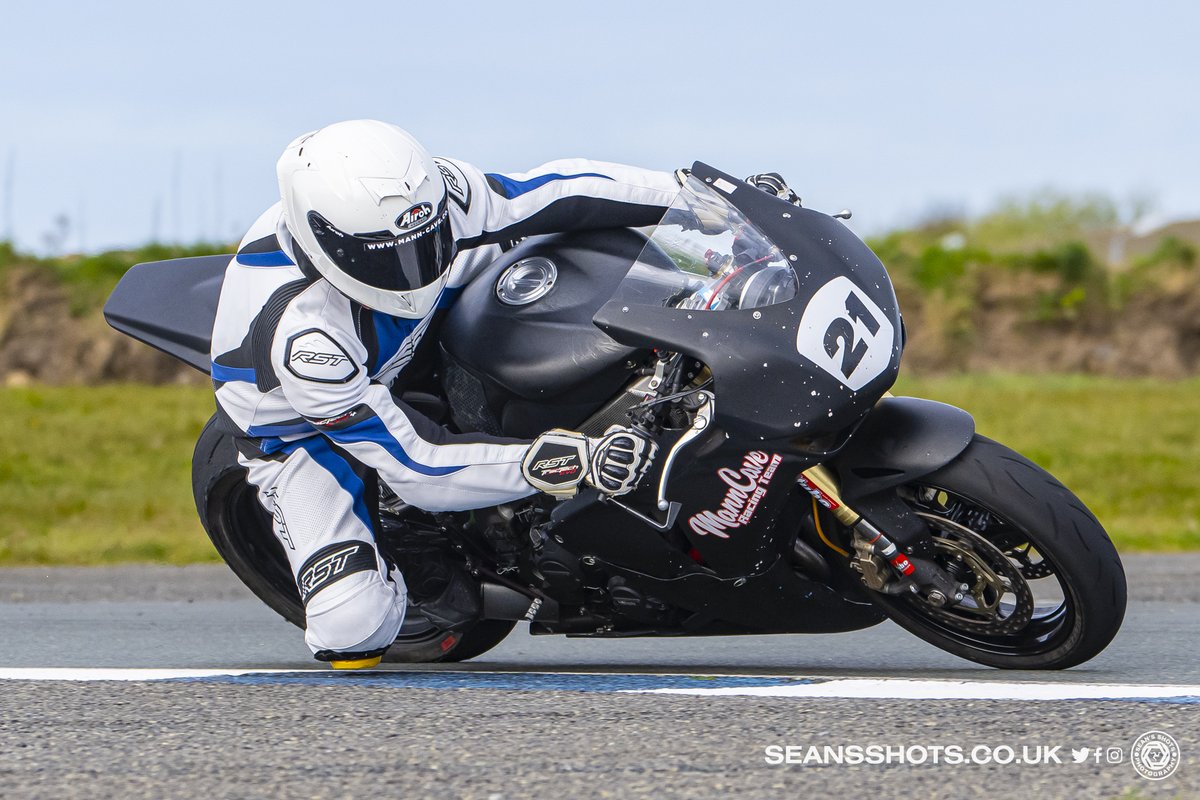 A few shots from the ACU test day at Jurby yesterday. Great day with some cracking riding and great weather!! Shot with my Z9 coupled with the Nikon 180-600 Z lens @Andreas__Racing #nikon #nikonphotography #NikonZ9 #bikeracing