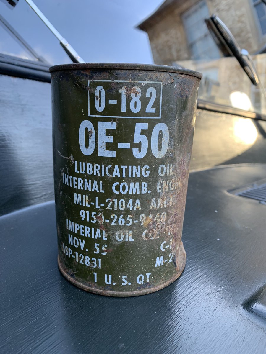 Unopened can of US military motor oil, 1955. Anyone got an older unopened can of engine oil?