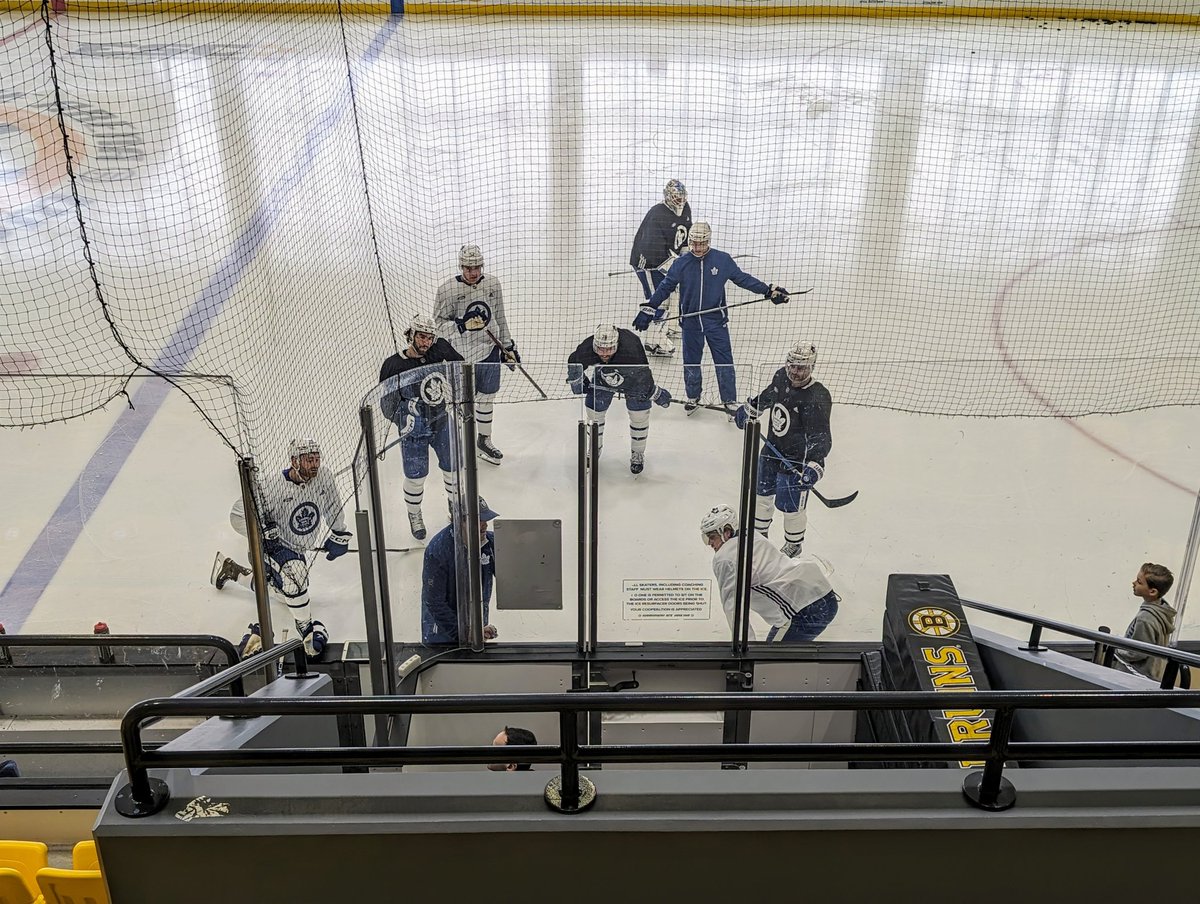 reporterchris's tweet image. William Nylander was among the #leafs who took part  in a highly optional skate in Boston this afternoon. It's the first time he's been spotted on the ice since Wednesday's game in Tampa.