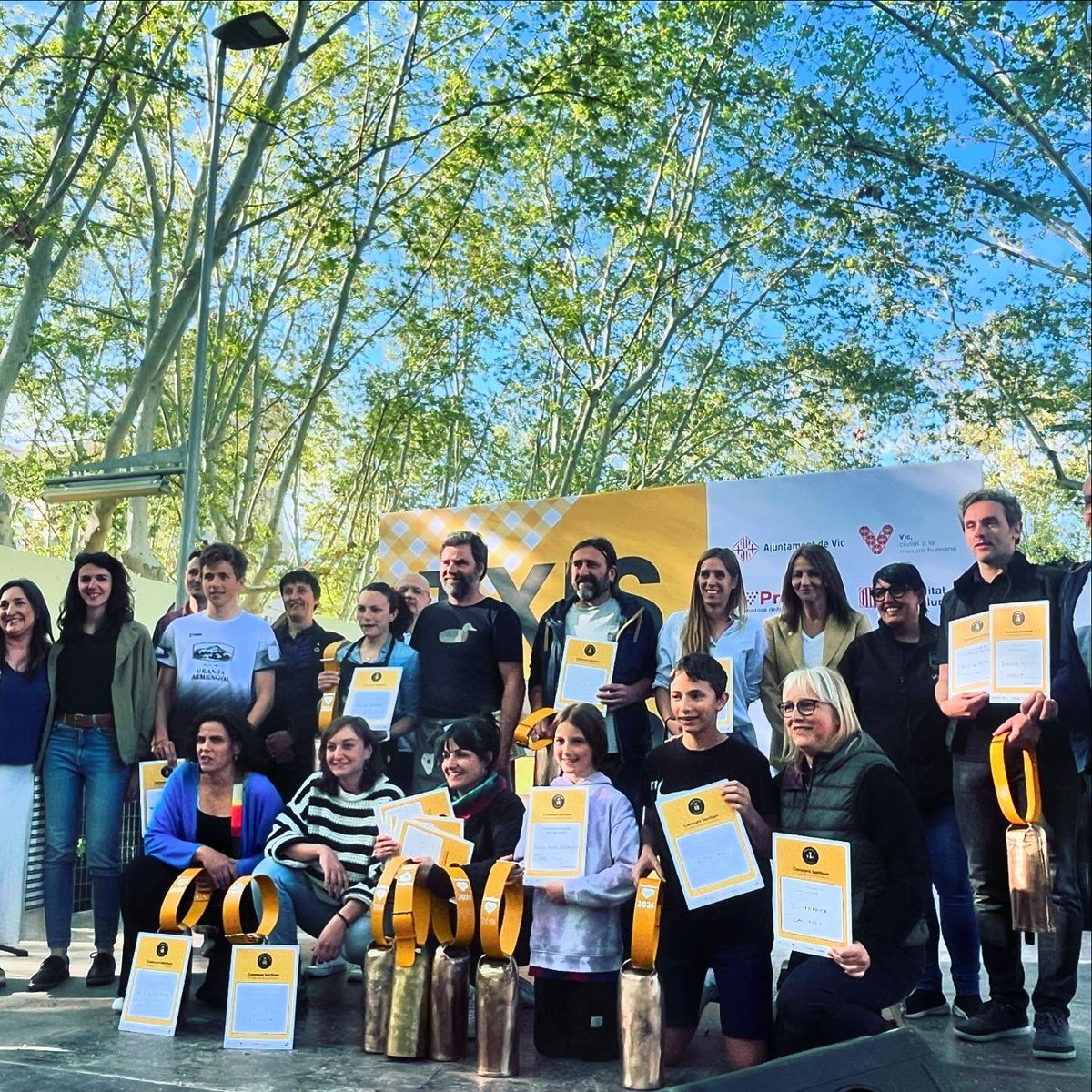 elitorne's tweet image. Un plaer formar part un any més d’aquesta festa tan bonica del formatge artesà!
Ja son molts anys de col•laboracions conjuntes i és que ens encanta 🥰
Llarga vida al @LactiumVic 🤍

#lactium #formatge #formatgesartesans #formatgeartesà #vic #lactiumvic #ajuntamentvic #lactotex