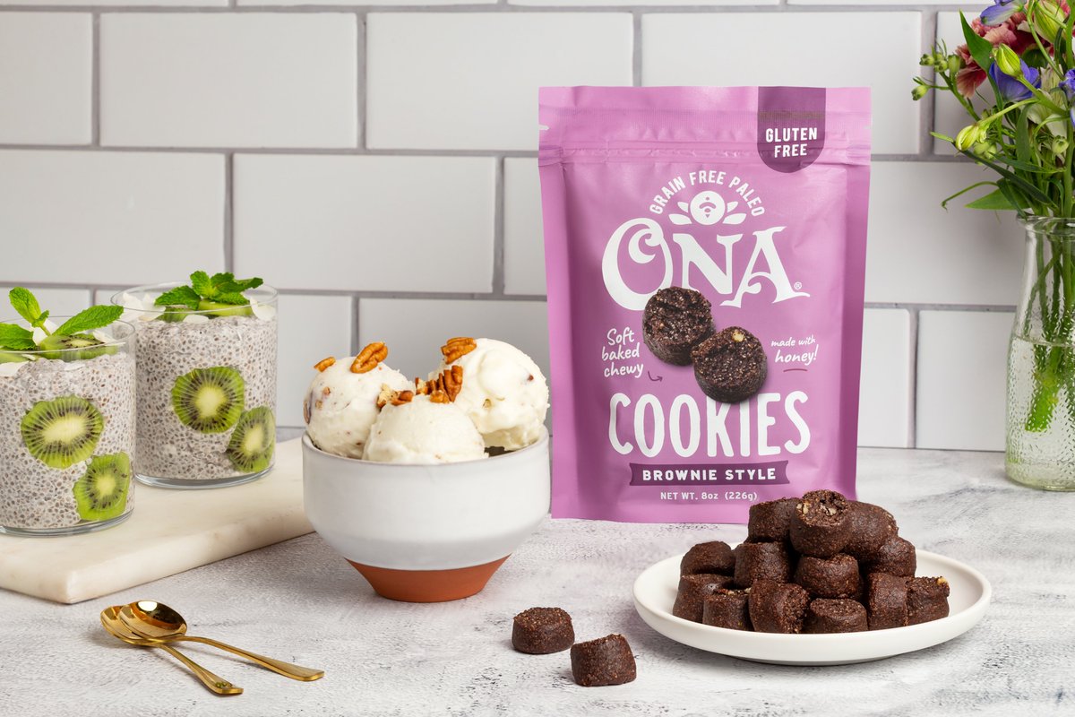 TruePrimal's tweet photo. Brownie lovers, meet your new favorite treat: chewy, bite-size, grain-free morsels sweetened only with honey. All the joy of chocolate with nothing artificial, ever.

#paleo #grainfree #glutenfree https://t.co/g0bat8JcxS