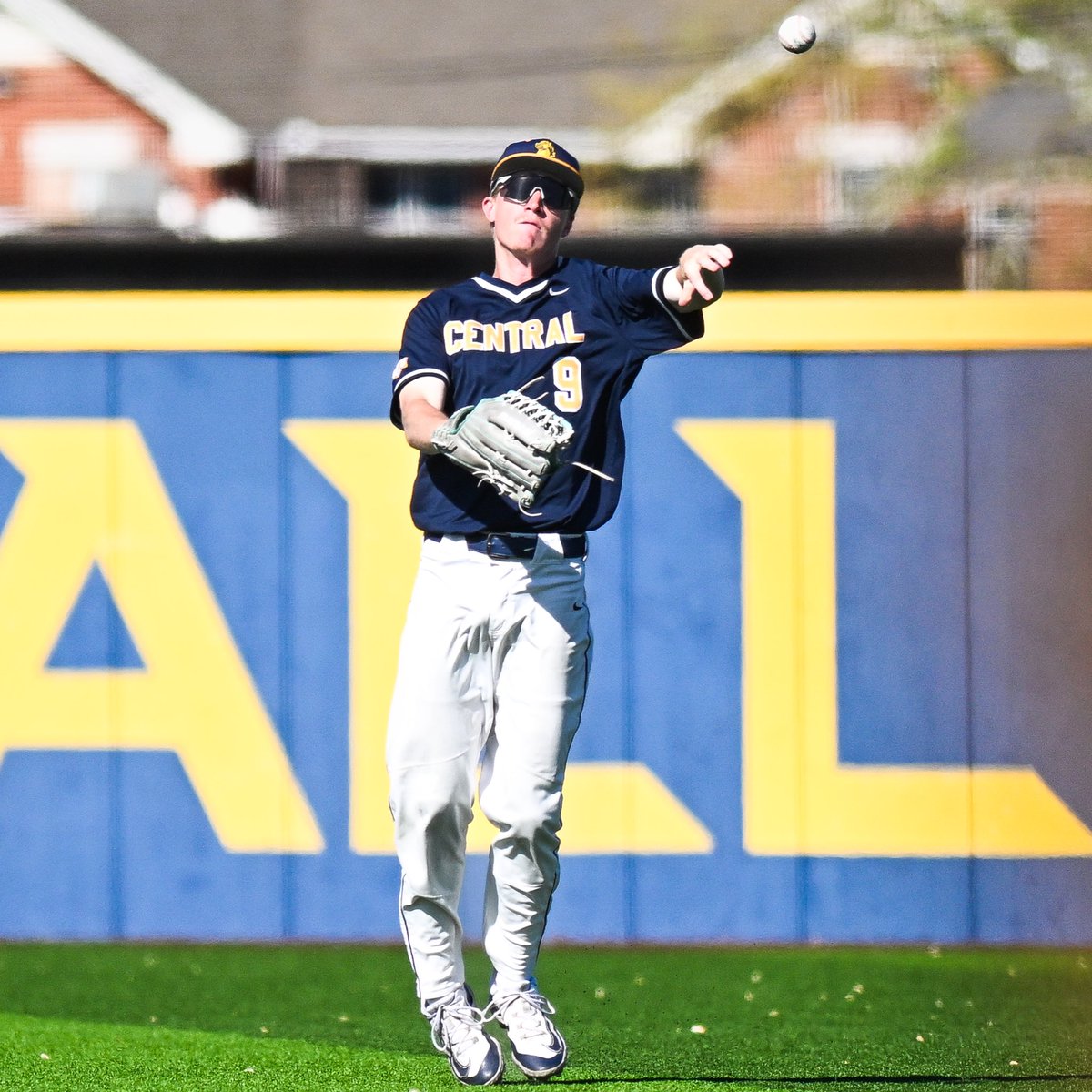 End 2. UCO 0, WU 0. @UCOBaseball x #RollChos