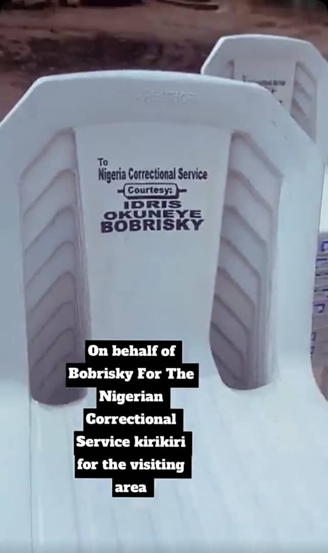Bobrisky donates chairs to Kirikiri prison.