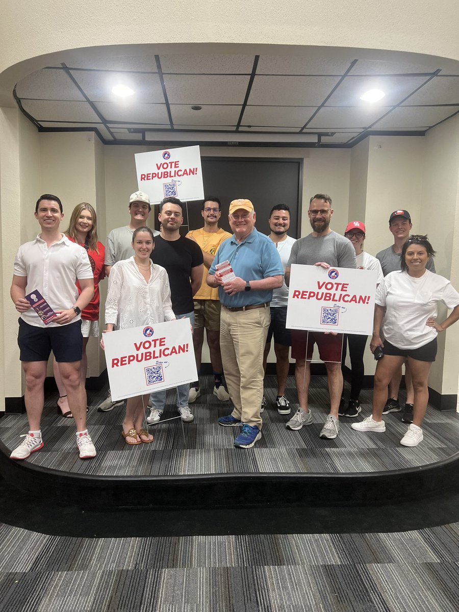 It was a great Saturday, partnered with the Houston Young Republicans! We spent the afternoon block walking to support Harris County GOP-endorsed candidates running for the newly formed Harris County Appraisal District offices. #LeadRight