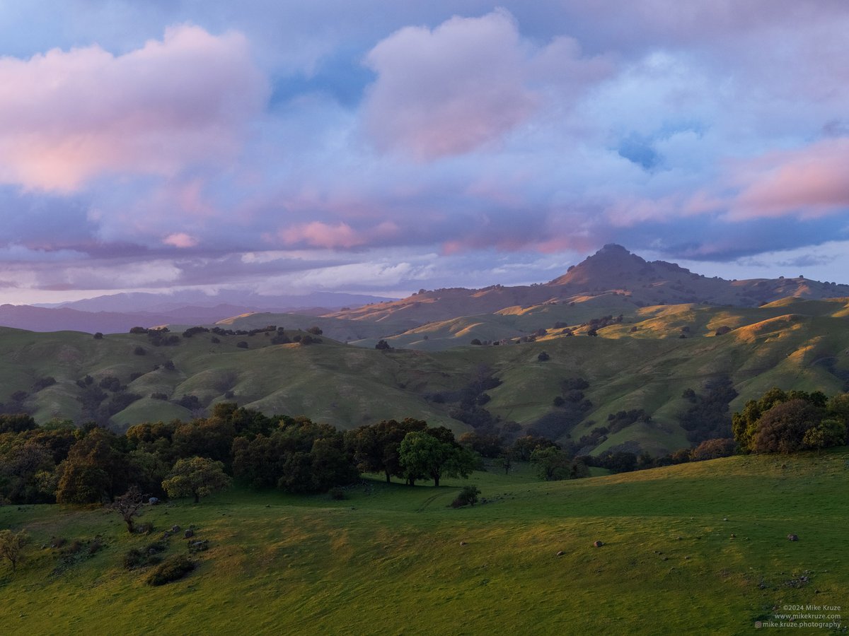 California is doing its best Hawaii impression right now. In a few weeks these hills will start turning brown and it'll be summer before we know it. Taken last weekend in the Diablo Range in central California. #cawx