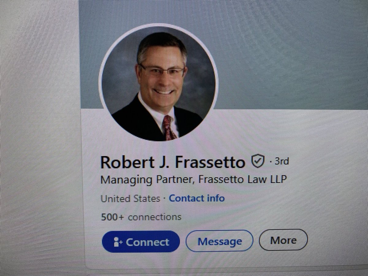 @Apple Lawyer RJ.Frassetto; How much did you “PAY” my Lawyer Jeffrey D. Janoff to #CAPITULATE? How much did you “PAY” Mediator Billy “LIAR” Gavin to #CAPITULATE?