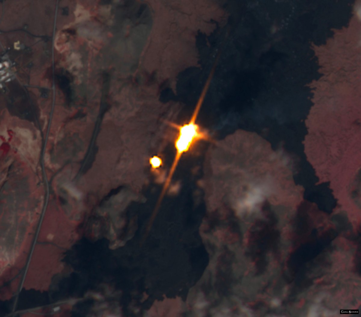 Today's view of #Sundhnúkur eruption in #Reykjanes Peninsula. 

Image taken by @CopernicusEU #Sentinel2.  

Data processed in @sentinel_hub

@volcaholic1 @CultureVolcan @Wulkany1

#Iceland #volcano