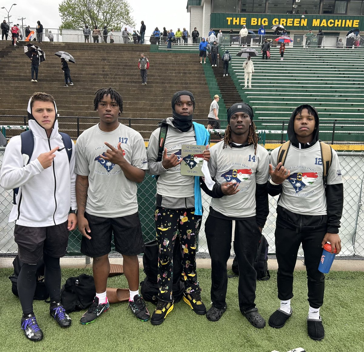 Proud of our @JMR_FBRecruits @DominicTesta1 @XavierBurnett4 @myleshudson18 @JamarcusHunter0 @thatboiibeezy2 showing out at @CoachesCombines at AC Reynolds today!!! Congratulations to @thatboiibeezy2 on being named Offensive Player of the Camp!!! #TOGETHER