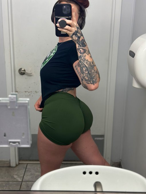 you lift today? https://t.co/YbPEkMBl6f