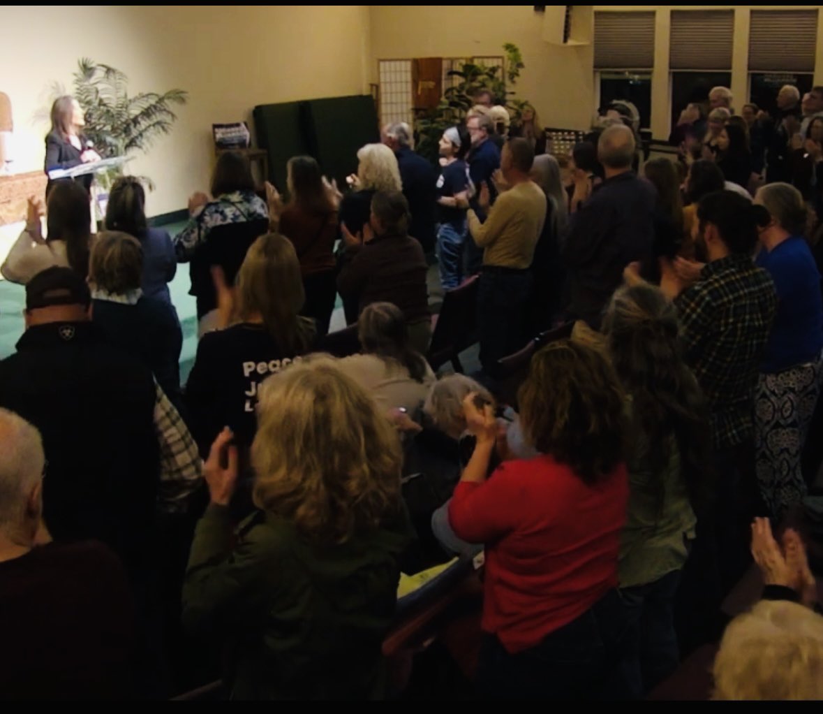 sandyjfisher's tweet photo. Kentucky! There’s a reason for the standing ovations again and again and again….Mark your calendars!
#Marianne2024
#SmashTheMachine https://t.co/K68ezpeR2S
