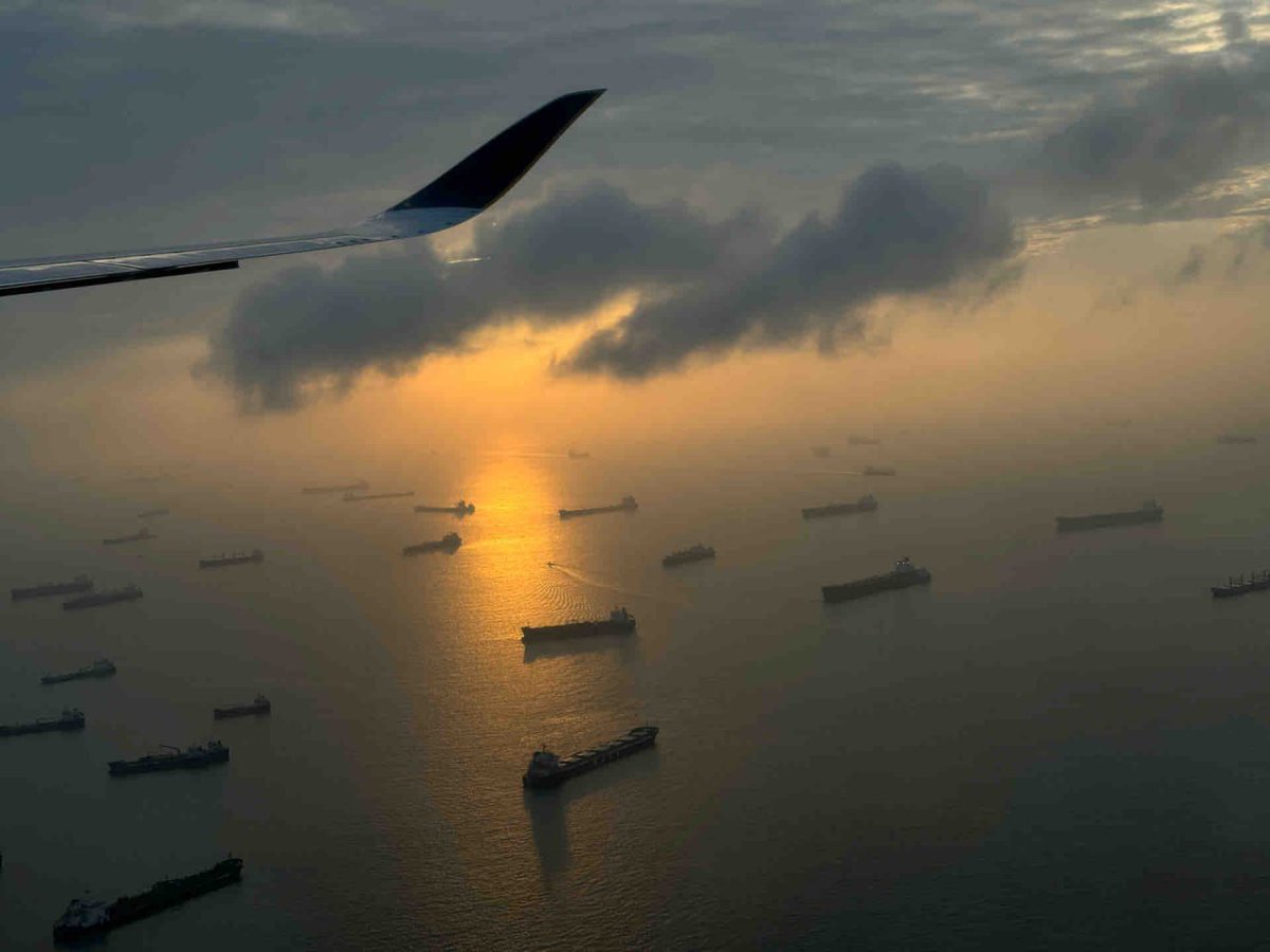 shenlisas's tweet photo. #Singapore #Strait of Malacca https://t.co/hGhPS2gFpf