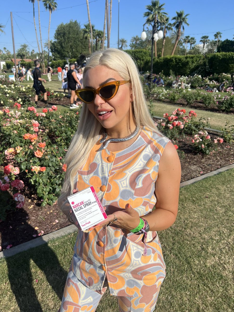 Ahead of the launch of my nonprofit organization Life Of The Party I handed out Narcan this weekend at Coachella and educated festival goers on how to help reverse an opioid overdose. The fentanyl crisis is breaking my heart, time to normalize this conversation. 🕊️