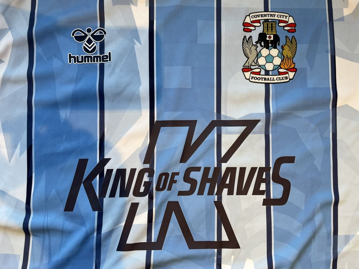 AdkingUK's tweet photo. It doesn’t get any closer than that!
@KingofShaves @Coventry_City 👏👏👏👏👏👏👏👏👏👏👏👏👏👏👏 https://t.co/EYaLeM8k7z