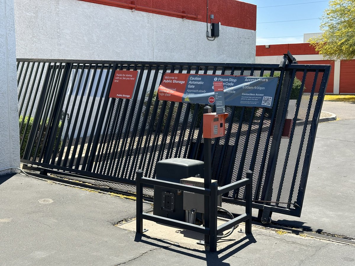 Mark Wallace tweet media