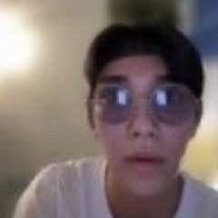 Ethanlistic's tweet photo. God forbid fans having a healthy relationship with their idols https://t.co/TJyzMMgCR0