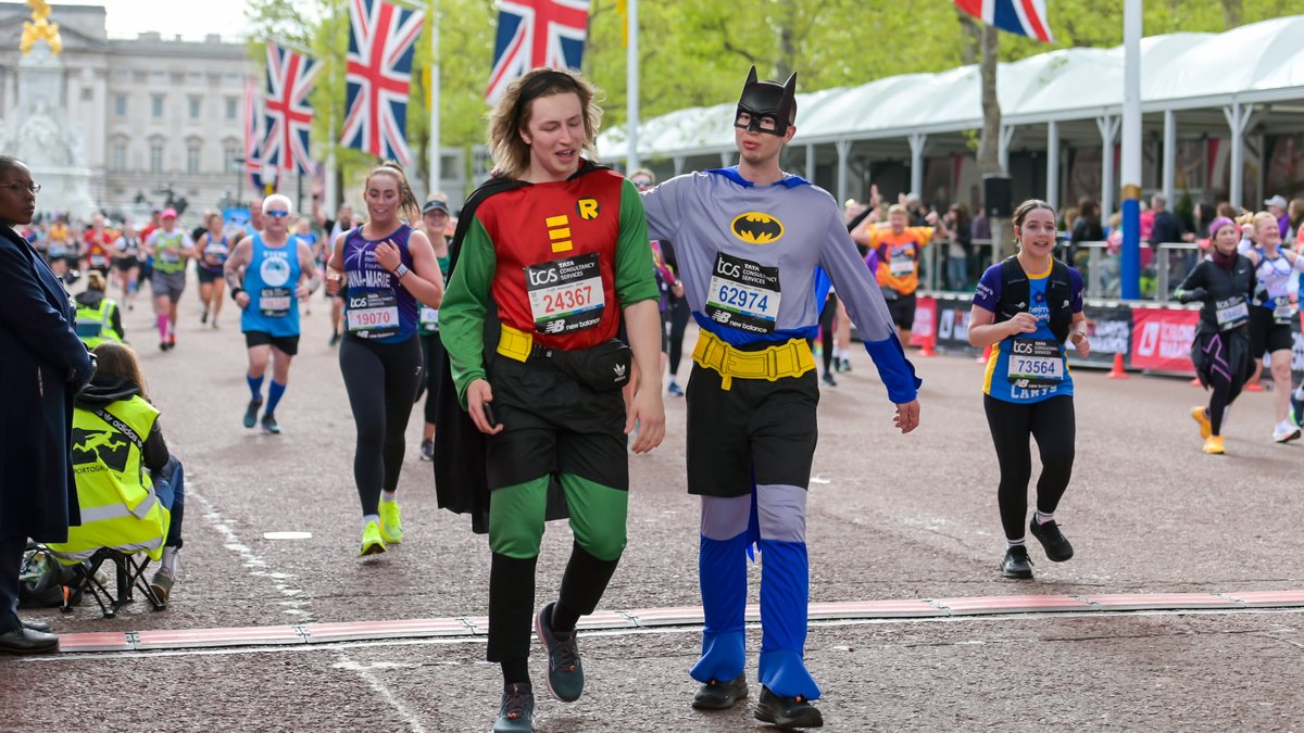 Fun costumes, heartfelt causes. At the TCS @LondonMarathon, runners brought joy and raised spirits in a vibrant dash across London. tcs.com/who-we-are/spo… #TCSRunsLondon #LondonMarathon