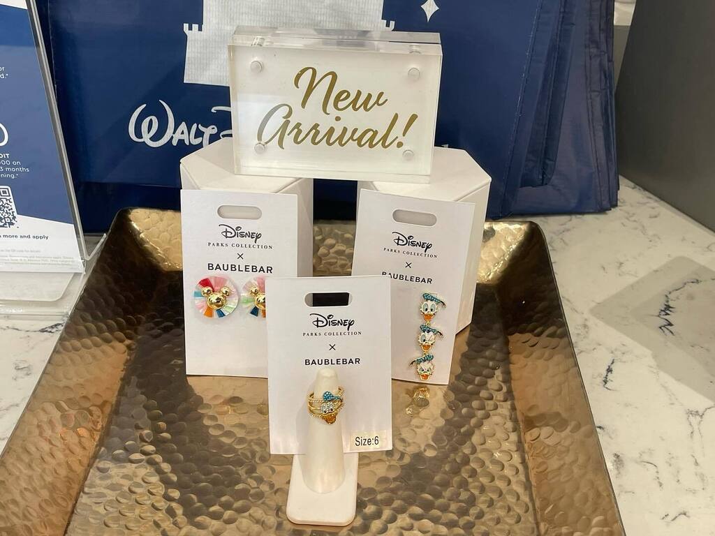 Have you seen the new Baublebar  collection?  We are loving #donaldduck!
*
*
*
@disneyparks 
@waltdisneyworld 
@tinksthinks123
@wdwap
@disneysprings 
@baublebar 

 #disney #wdw #waltdisneyworld #disneyparks #disneyworld #disneylife #disneylifestyle #inst… instagr.am/p/C6CMAmSvqqi/