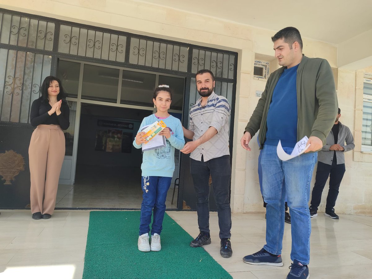 Milli Eğitim Bakanlığı ve Türkiye Yeşilay Cemiyeti iş birliği ile yapılan “Sağlıklı Nesil Sağlıklı Gelecek Yarışması” ilkokul ve ortaokul kategorilerinde Siirt İl 1. si ve 2.si olan öğrencilerimizin ’in ödülleri yapılan törenle  takdim edildi. 😊👏 <a href="/1920yesilay/">Yeşilay</a>