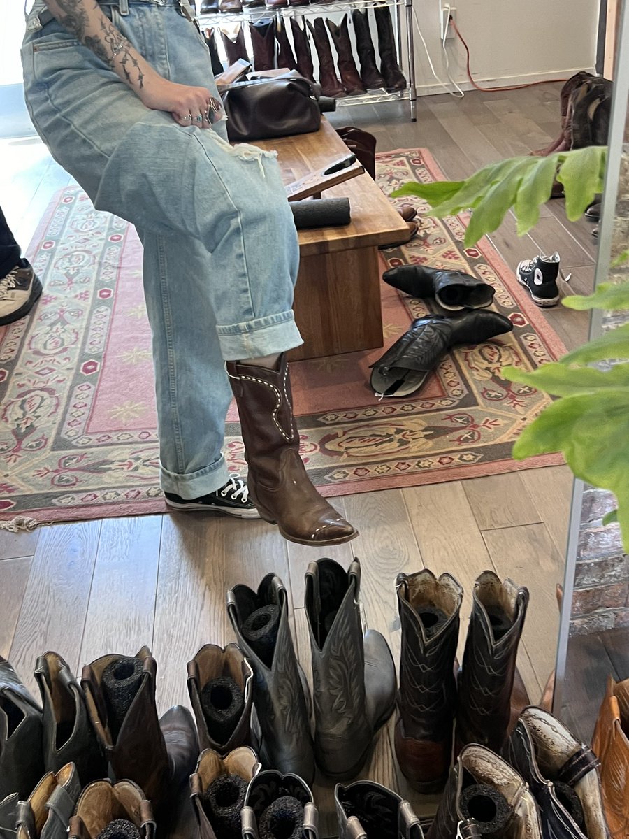 someone pls send me $60 for these boots im gonna die without them