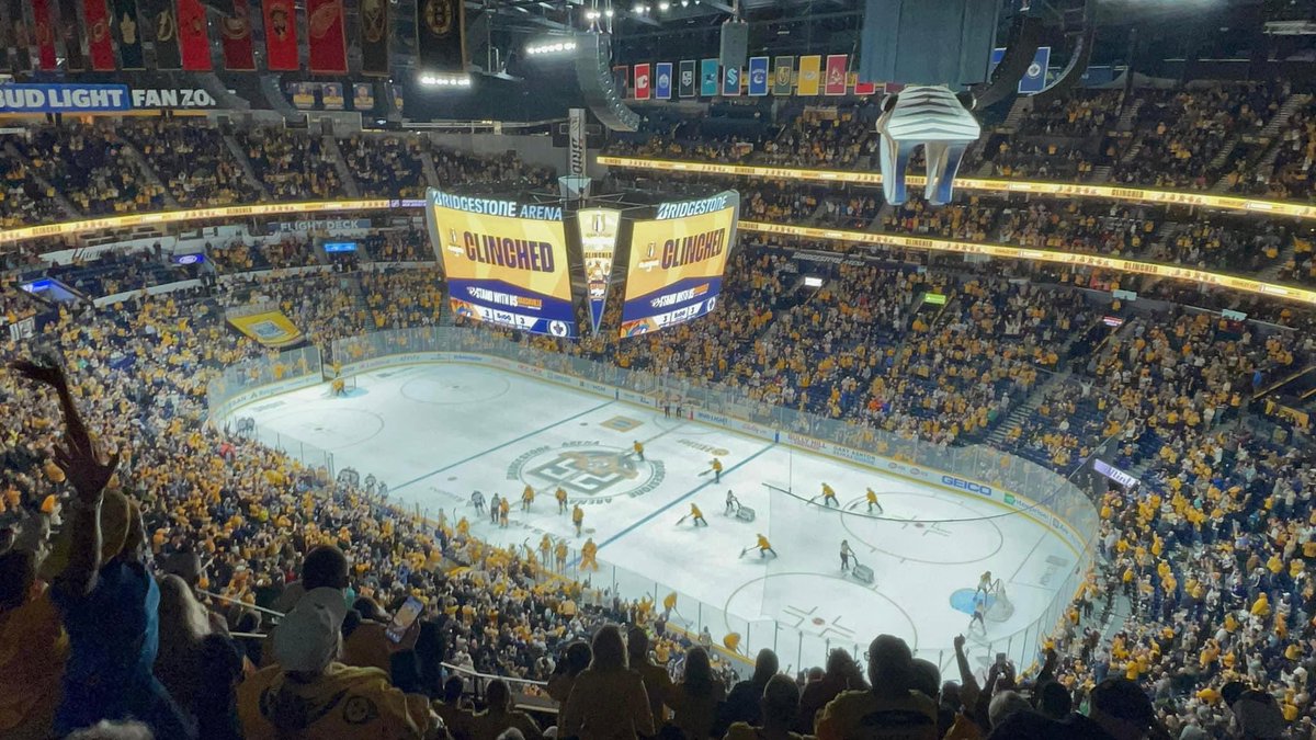 From our #MetroCouncilNash to your City Council, let the games begin! @PredsNHL v @Canucks
Let's Go Preds!
@rebeccaleebligh @christineeboyle @AdrianeCarr @LisaDominato @PtFry @sarahkirby_yung @BrianVMontague @LennyNanZhou Peter Meiszner Mike Klassen

@freddieoconnell @KenSimCity