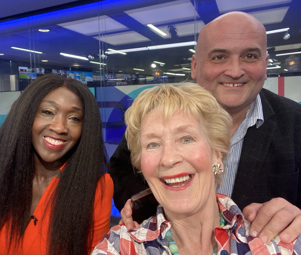 brit_battleaxe's tweet photo. Another fun afternoon with my good mates - the lovely @nanaakua and equally lovely #DannyKelly @gbnews https://t.co/b26SgavMTO