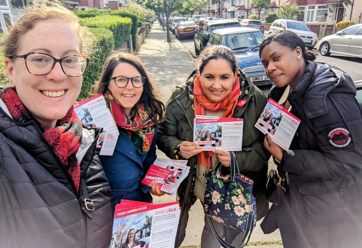 It was great to spend the afternoon in Woodside with @AmyF0ster, @BrigitteSGraham and @Leila4Norbury on the #labourdoorstep and getting positive responses for @JessHammersleyR. An extra bonus for me was hearing the Crystal Palace fans in Selhurst Park celebrating their win! 🦅