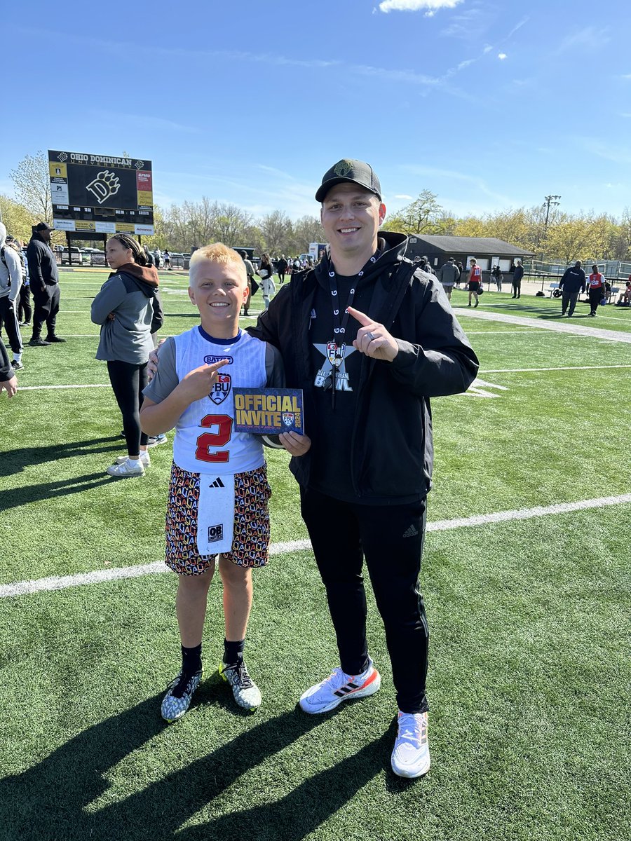 Landon__7's tweet image. Great time at the Columbus camp! Another day of development! #football #quarterback #developement #getbettertoday