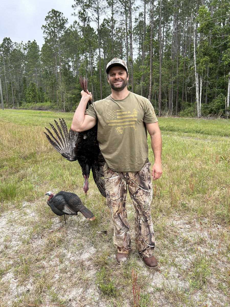 GeorgeHelow's tweet photo. 🦃🇺🇸 https://t.co/b03j44oji8